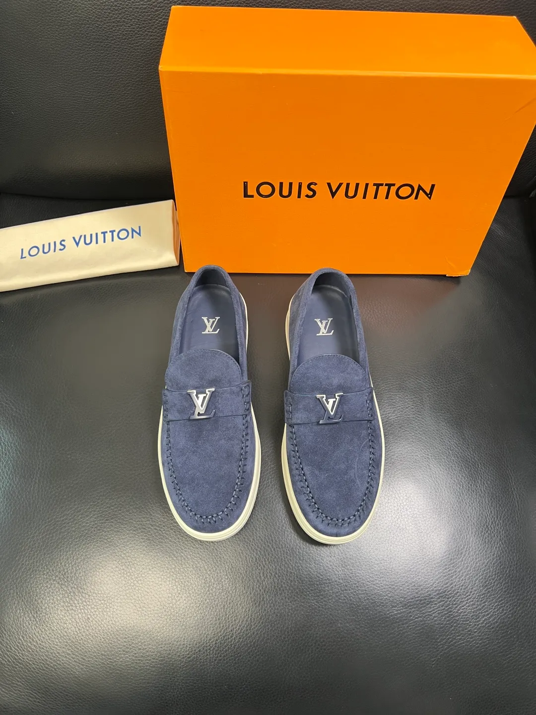 Men's shoes 💰740 Lv high quality top crafts Louis Vuitton, sports sneakers counter synchronization, uppers imported from Italy, high-quality splicing colorful complex crafts, imported mesh pads soft and comfortable, soles: original soles specially provided by the original factory, T men's shoes 💰U exclusive movable molded soles super comfortable, original factory single goods, code number 38-44 (customized 45)